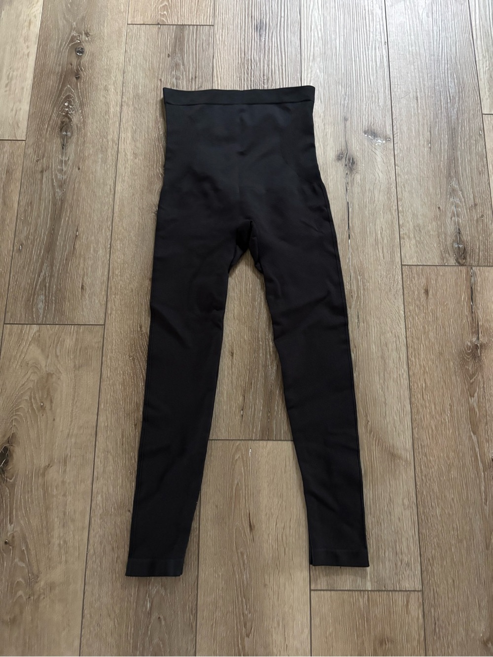 Shapermint Essentials High-Waisted Shaping Leggings – Black size medium